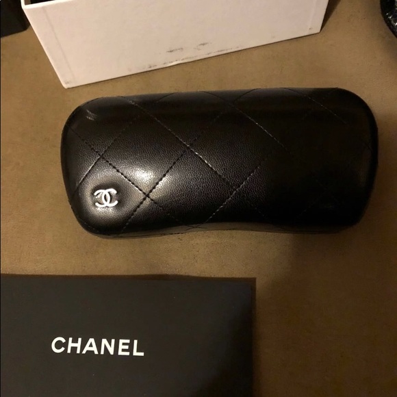 New Womens Chanel Sunglassed - Picture 5 of 7